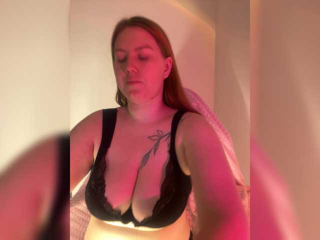 DollVice live cam on BongaCams