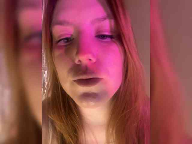 DollVice webcam