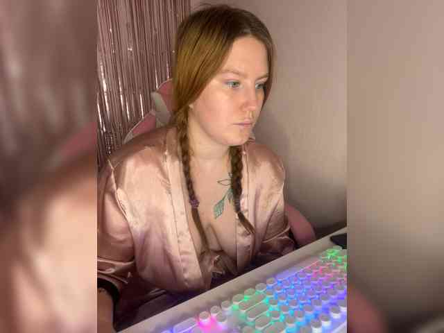 DollVice webcam