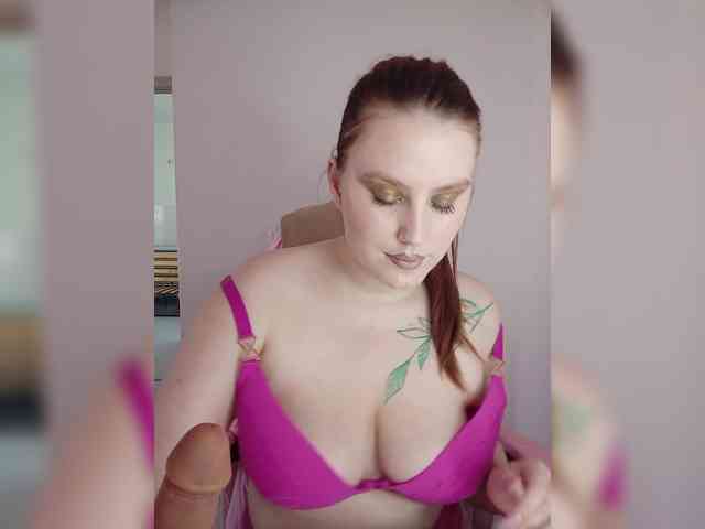 DollVice webcam