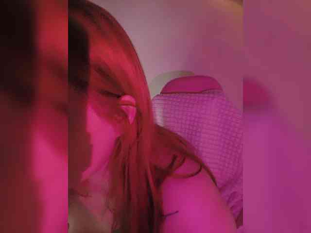 DollVice webcam