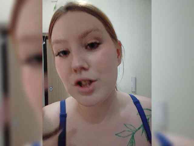 DollVice webcam