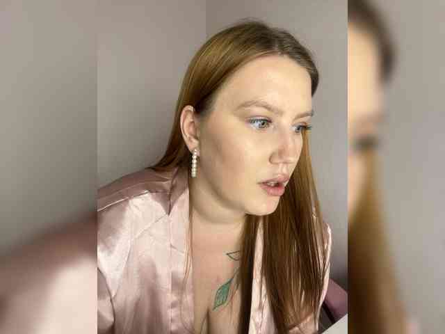 DollVice webcam