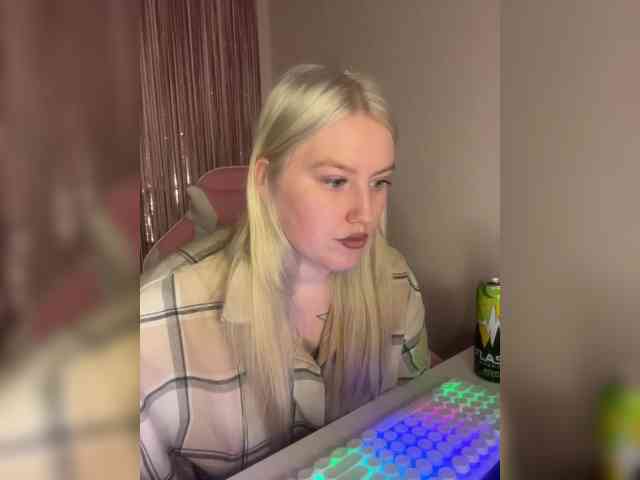 DollVice webcam