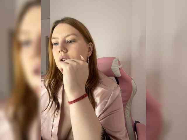 DollVice webcam