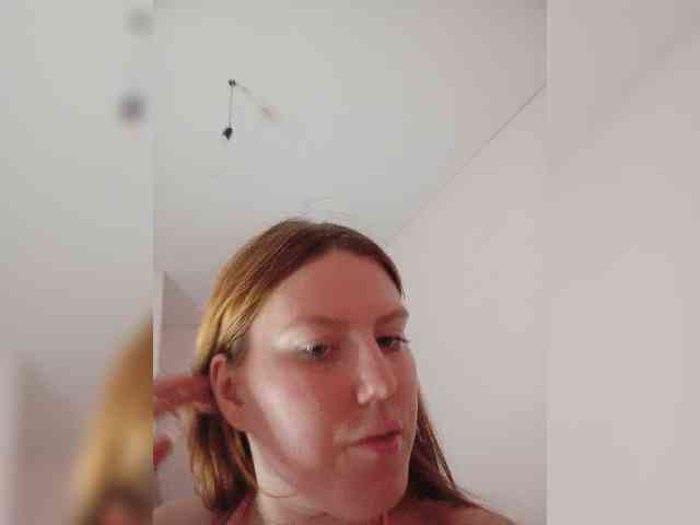 DollVice webcam