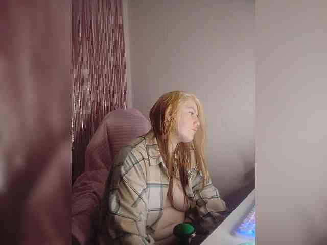 DollVice webcam