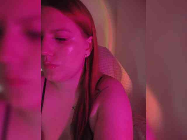 DollVice webcam