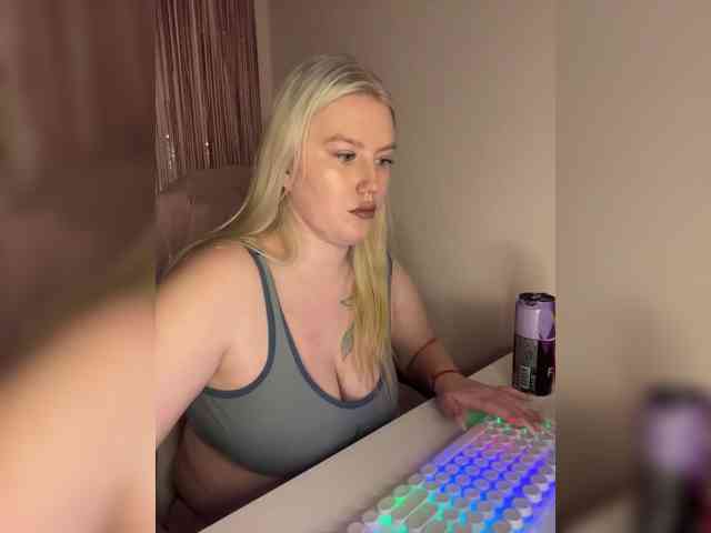 DollVice webcam