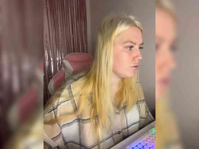 DollVice webcam