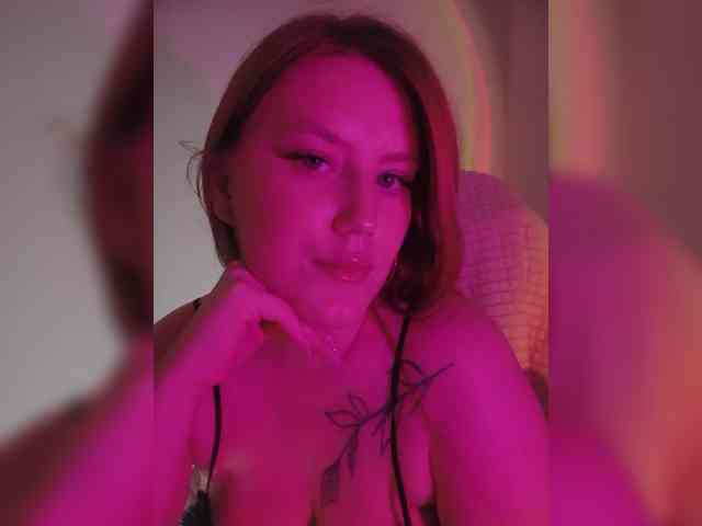 DollVice webcam