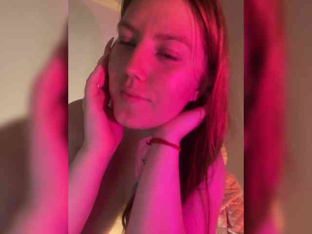 DollVice Live Webcam on BongaCams