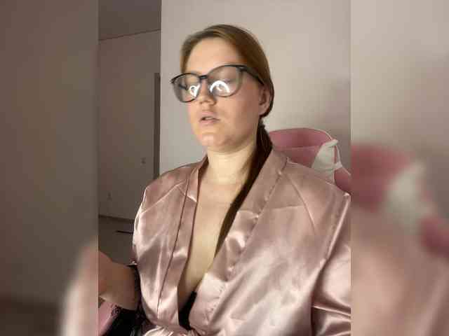 DollVice webcam