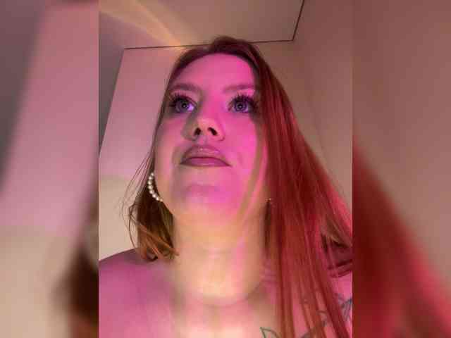 DollVice webcam