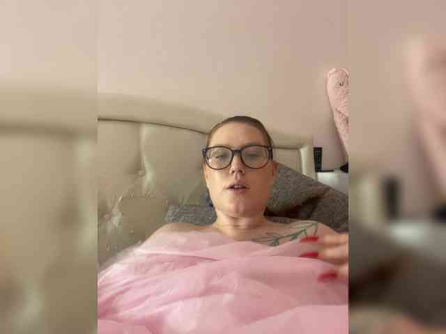 DollVice webcam
