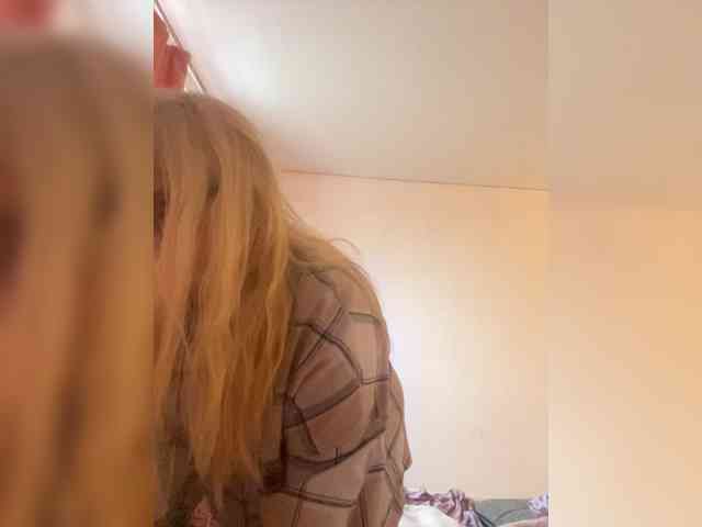 DollVice webcam