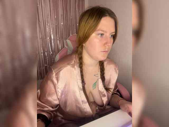 DollVice webcam