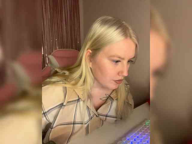 DollVice webcam