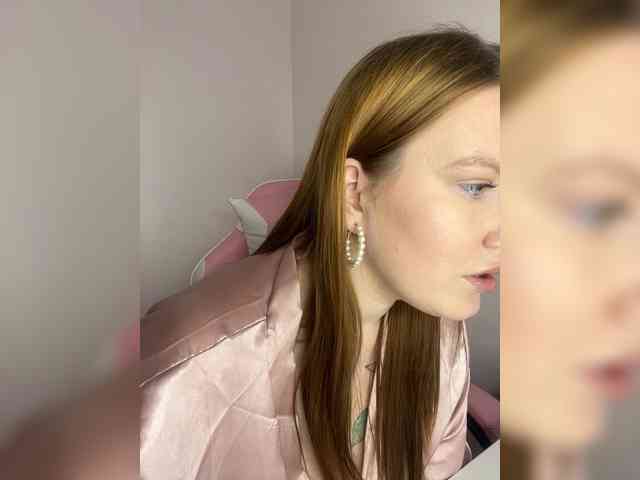 DollVice webcam