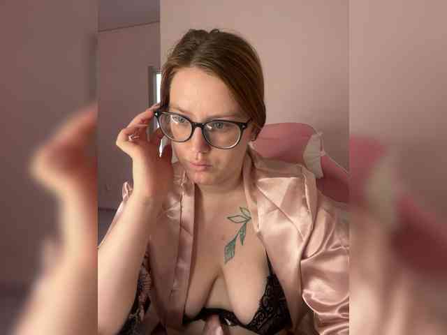 DollVice webcam