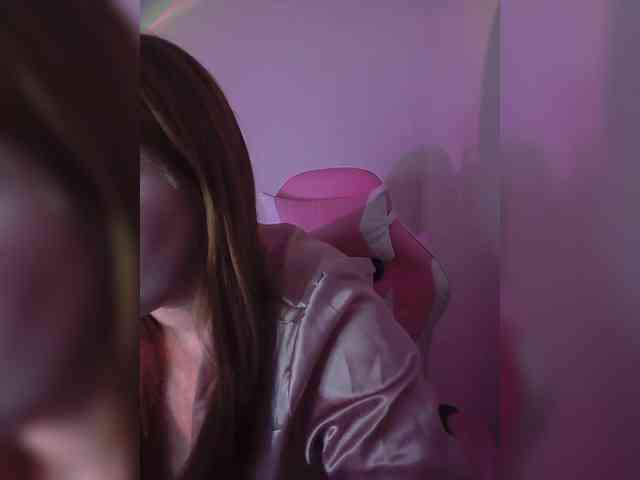 DollVice webcam