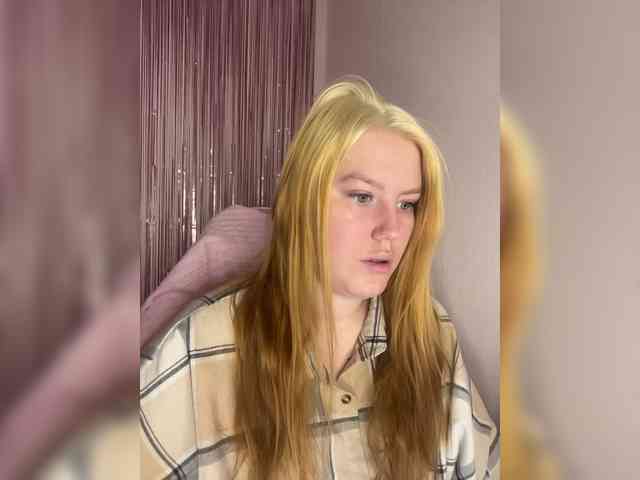 DollVice webcam