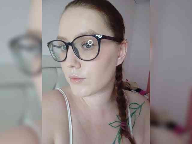 DollVice webcam