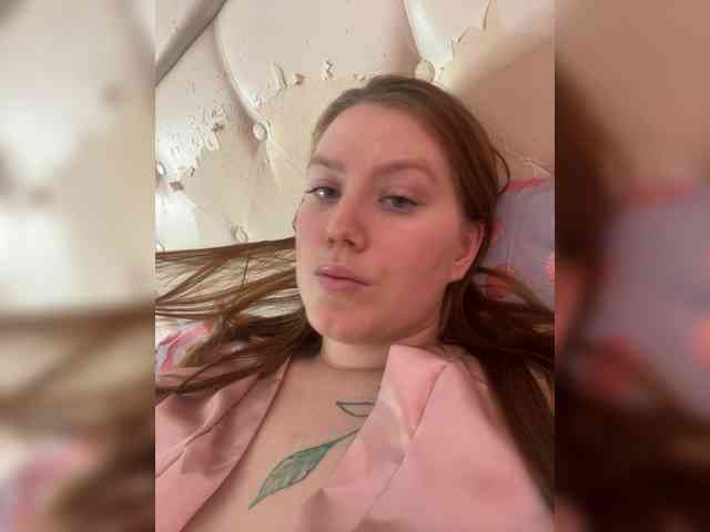 DollVice webcam