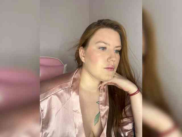 DollVice webcam