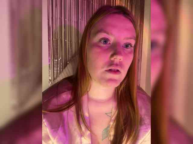 DollVice webcam