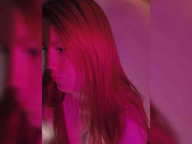 DollVice webcam