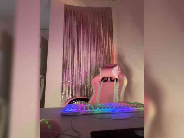 DollVice webcam