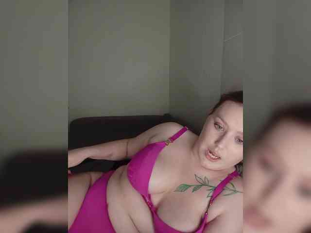 DollVice webcam