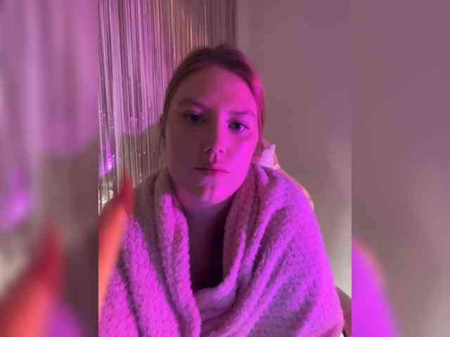 DollVice webcam