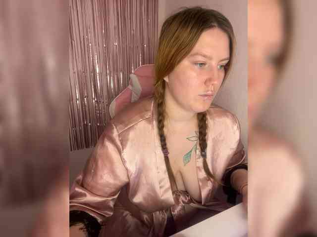 DollVice webcam