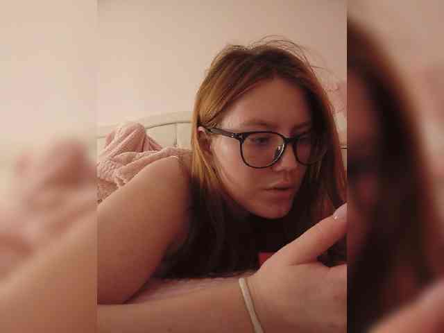 DollVice webcam