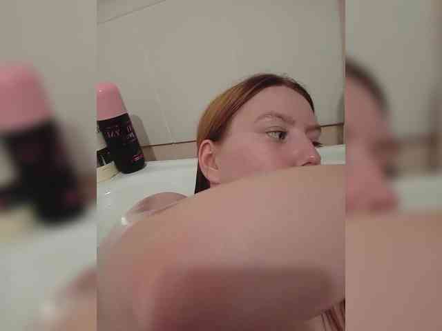 DollVice webcam