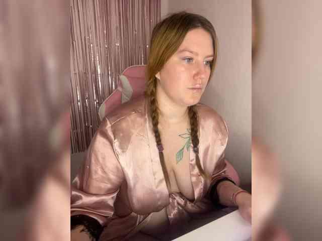 DollVice webcam