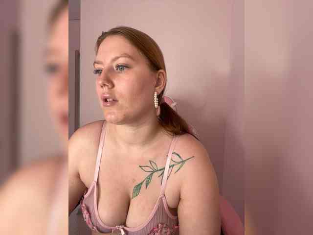 DollVice Sex Cam Show