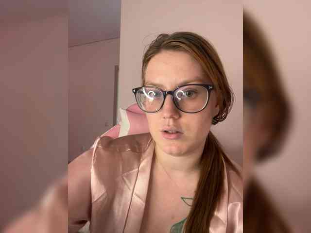DollVice webcam