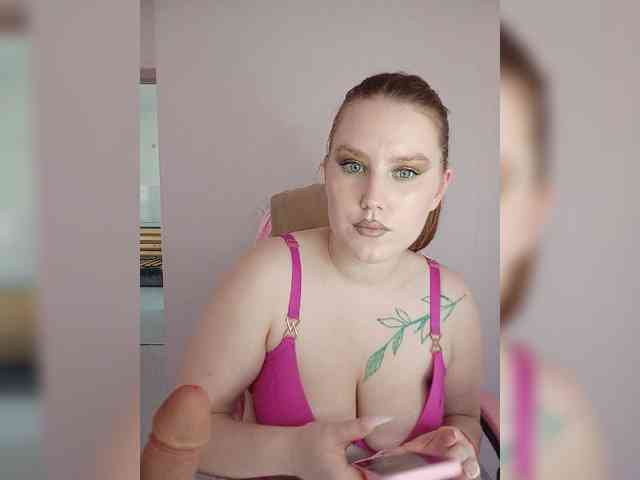 DollVice webcam