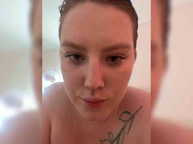 DollVice webcam