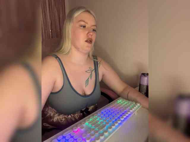 DollVice webcam