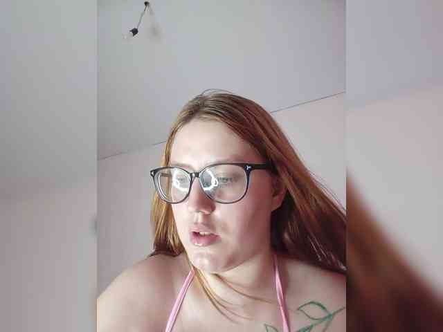 DollVice webcam