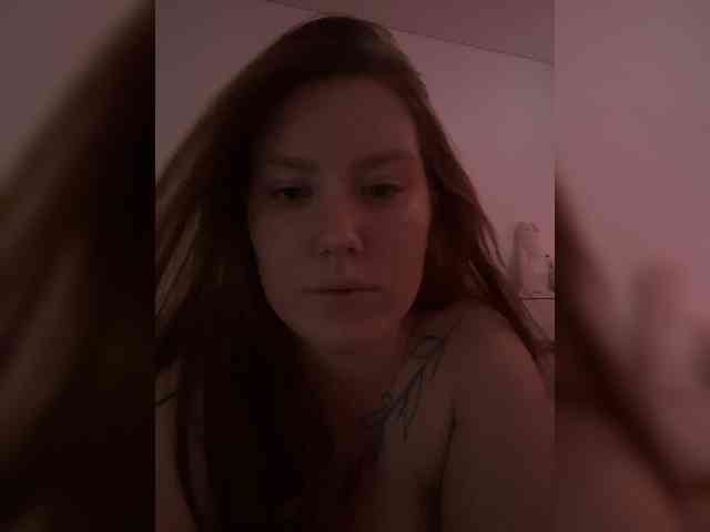 DollVice webcam