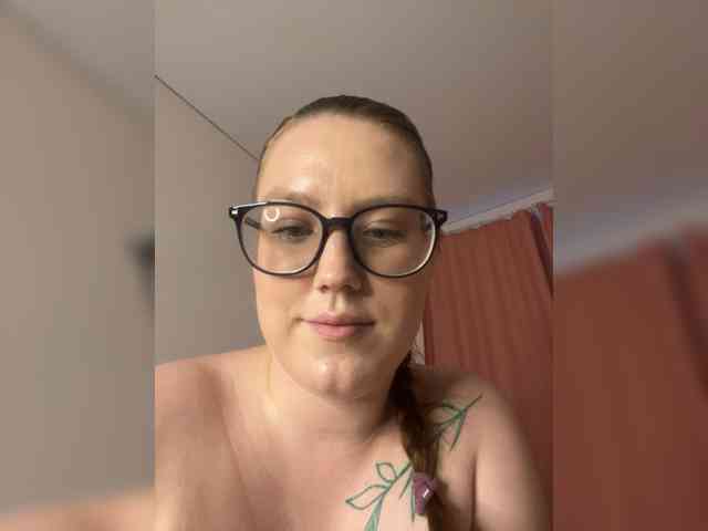 DollVice webcam