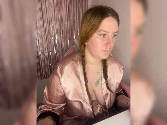 DollVice webcam