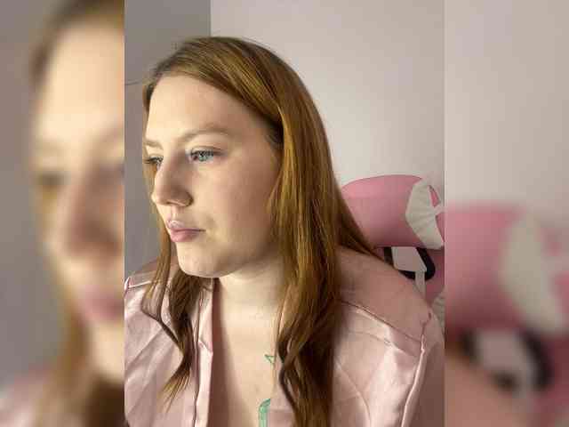 DollVice webcam
