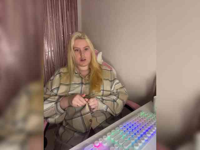 DollVice webcam