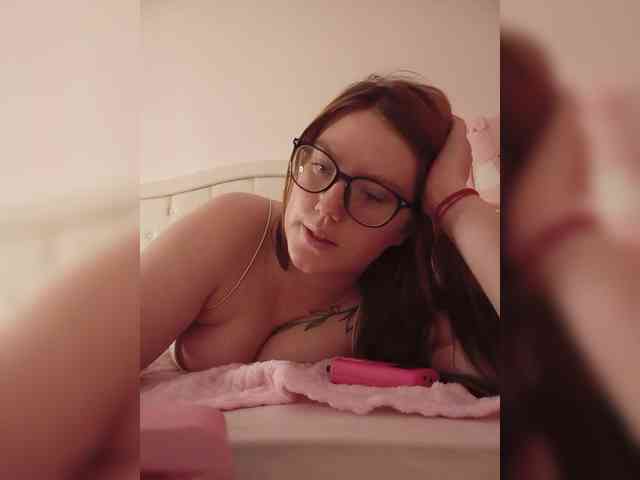 DollVice webcam